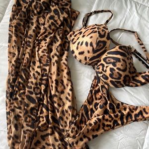 BRAND NEW Matte Collection Leopard swim set with matching cover up pants